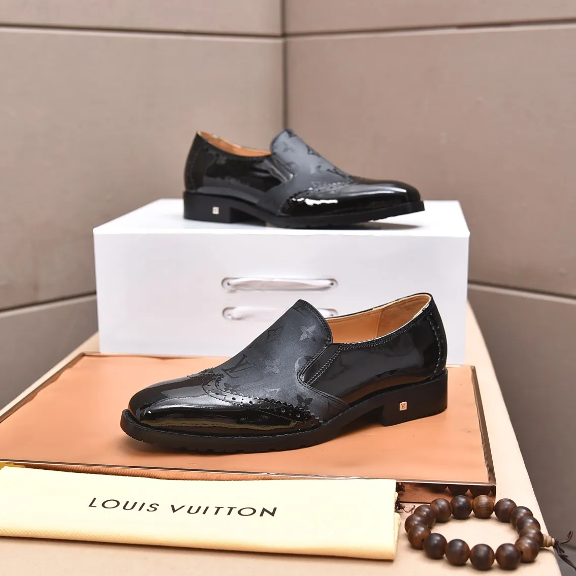 Men's shoes💰480📛📛【LOUIS VUITTON】(Quan Niu Li) Louis Vuitton 2023 official website synchronized new products👟Milan fashion catwalk style🇰🇾🇰🇾LV family logo, celebrity style, a must-have for fashionistas⚠️First layer calfskin➕cowhide lining➕Official website original version special outsole👞Number 38-44